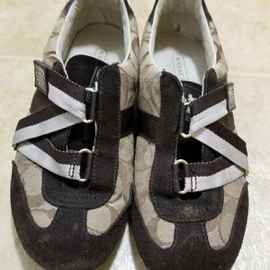 Coach shoe size 6 1/2 like new